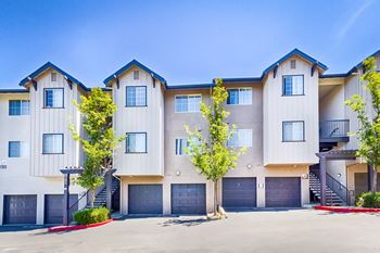 Attached private garages at crooked oak apartments in novato, california